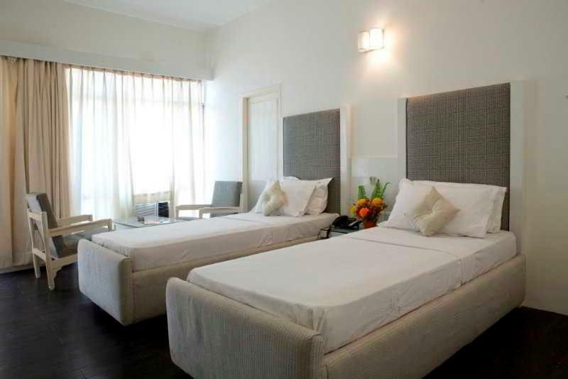 Hotel Jaya International Hajdarabad Zewnętrze zdjęcie
