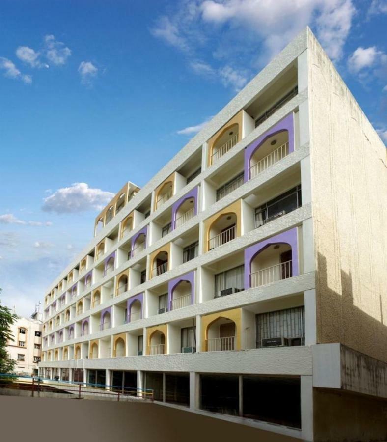 Hotel Jaya International Hajdarabad Zewnętrze zdjęcie