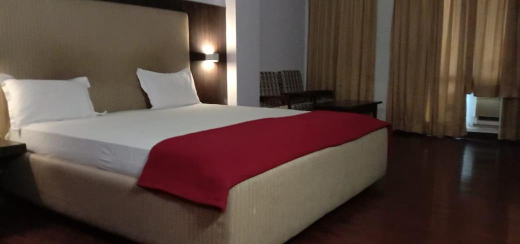Hotel Jaya International Hajdarabad Zewnętrze zdjęcie